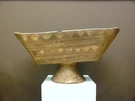 Esempio di vaso su piede in ceramica della cultura di Golasecca (non il bicchiere con residui di birra ritrovato a Pombia).