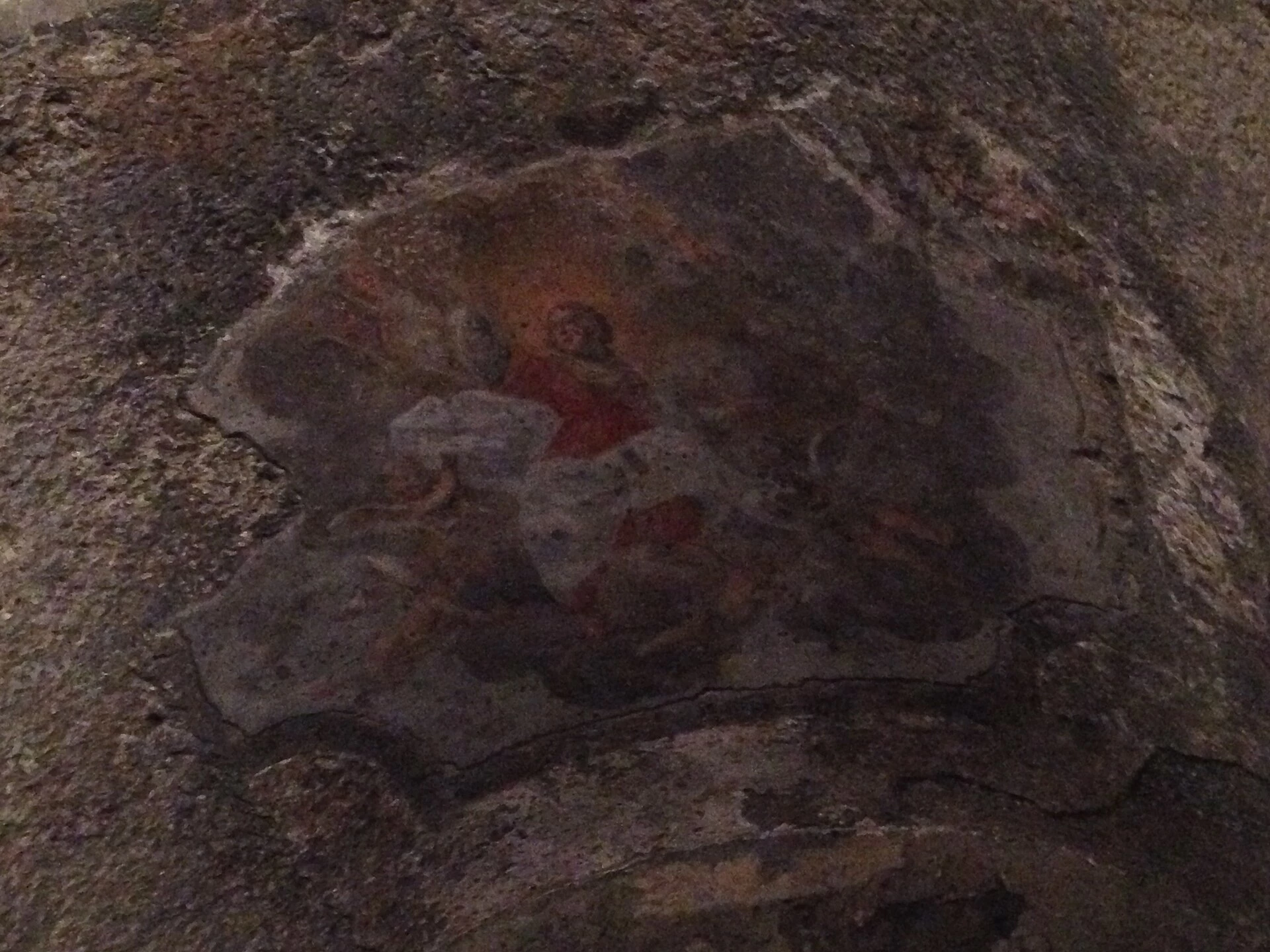 Affresco medievale conservato all'interno delle Terme della Rotonda, a Catania.