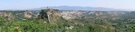 Civita di Bagnoregio, il borgo medievale arroccato su uno sperone di roccia in progressiva erosione.